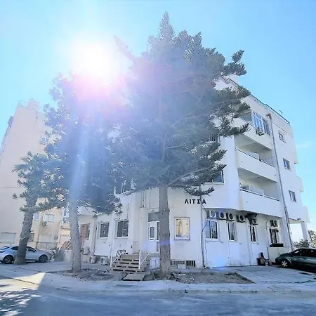 The Urban Oasis - Comfort 2br Near The Center, 200mbit Internet And Smart Tv Apartment