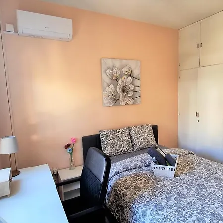 דירה The Urban Oasis - Comfort 2br Near The Center, 200mbit Internet And Smart Tv לרנקה