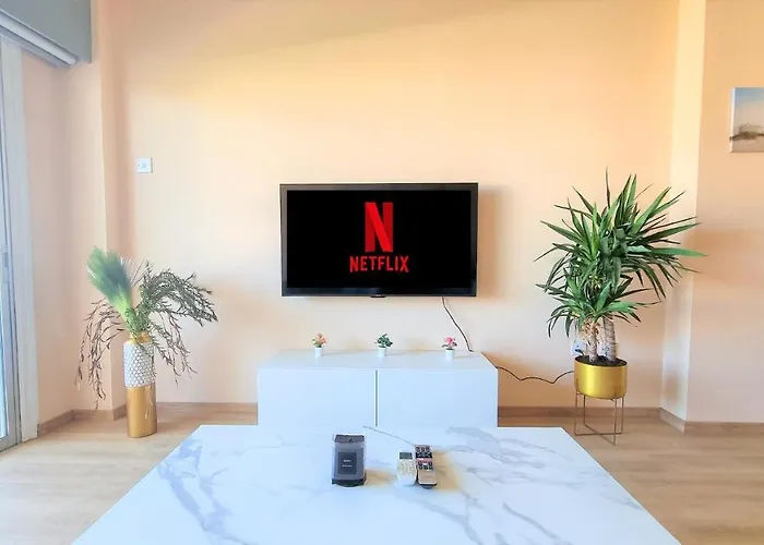 The Urban Oasis - Comfort 2br Near The Center, 200mbit Internet And Smart Tv Διαμέρισμα *