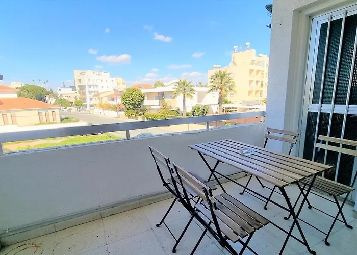 Apartament The Urban Oasis - Comfort 2br Near The Center, 200mbit Internet And Smart Tv