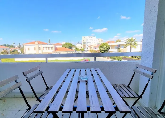 Apartament The Urban Oasis - Comfort 2br Near The Center, 200mbit Internet And Smart Tv