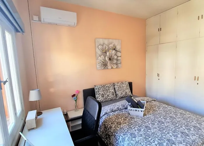 Apartament The Urban Oasis - Comfort 2br Near The Center, 200mbit Internet And Smart Tv Larnaca