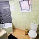 The Urban Oasis - Comfort 2br Near The Center, 200mbit Internet And Smart Tv *
