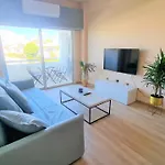 The Urban Oasis - Comfort 2br Near The Center, 200mbit Internet And Smart Tv